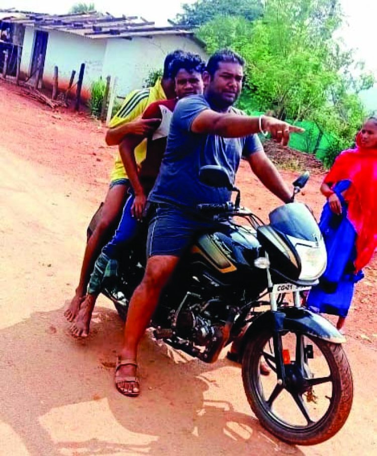 नारायणपुर पुलिस की संवेदनशीलता; थाना प्रभारी ने जहरीले सर्प दंश के शिकार युवक को बचाया