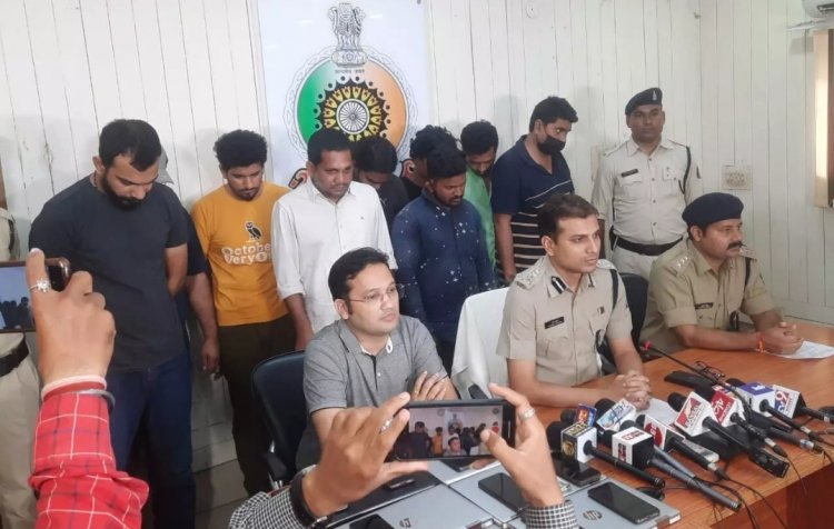 रायपुर पुलिस ने महादेव और अन्ना ऐप से जुड़े दुर्ग-भिलाई के 9 सटोरिये को पकड़ा