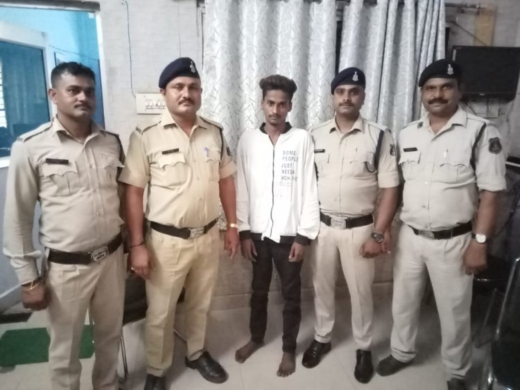 बच्चे का अपहरण कर एक लाख की फिरौती मांगने वाले आरोपी को खुर्सीपार पुलिस ने किया गिरफ्तार