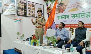 दुर्ग SP ने साइबर अवेयरनेस प्रोग्राम के तहत अधिकारियों कर्मचारियों को किया जागरूक