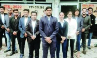 सीएमए में उत्तीर्ण छात्र-छात्राओं के माता-पिता का किया गया सम्मानित- डॉ. संतोष राय