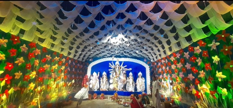 सप्तमी पर भिलाई में बंगाली दुर्गा पंडालों की मनमोहक दृश्य