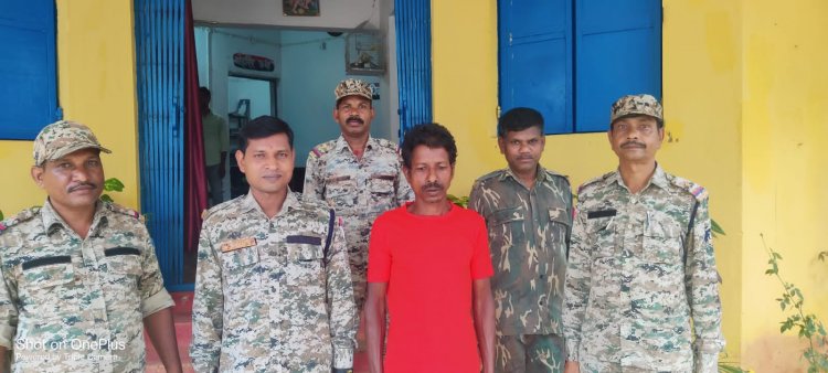 25 हजार ईनामी एवं 5 स्थायी वारंटी नक्सली को नारायणपुर पुलिस ने किया गिरफ्तार