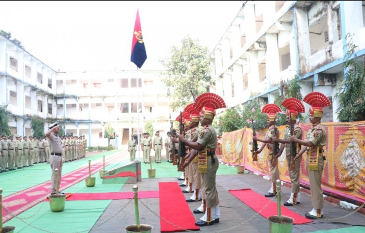 रिसाली स्थित सीमा सुरक्षा बल ने पुलिस स्मृति दिवस के अवसर पर अमर शहीदों को याद कर दी विनम्र श्रद्धांजलि