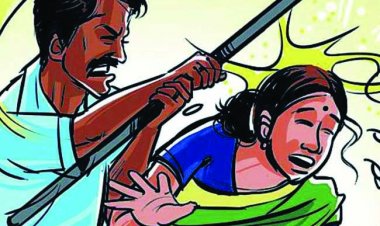 उधारी में समोसा नहीं दी तो आरोपी ने महिला पर उड़ेल दिया गर्म तेल