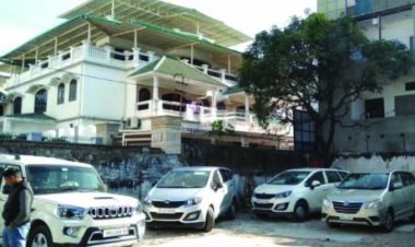 देहरादून में कई उद्योगपतियों के ठिकानों पर आयकर विभाग ने मारा छापा