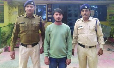 महिला का पीछा कर छेड़छाड़ करने वाला कुम्हारी का युवक पुलिस गिरफ्त में