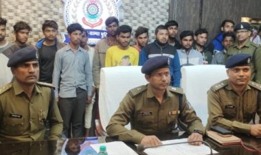 चोरी की 09 मोटर साइकल के साथ 15 आरोपी गिरफ्तार