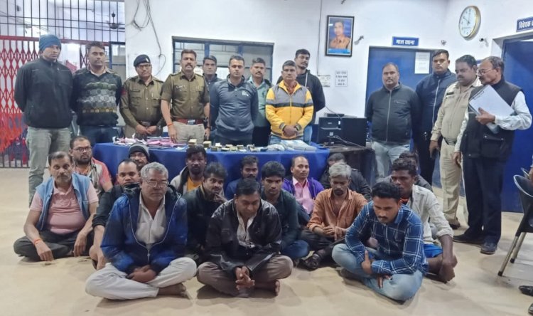 BIG BREAKING: 76220 रुपए नगदी के साथ 16 सटोरियों को दुर्ग पुलिस ने किया गिरफ्तार