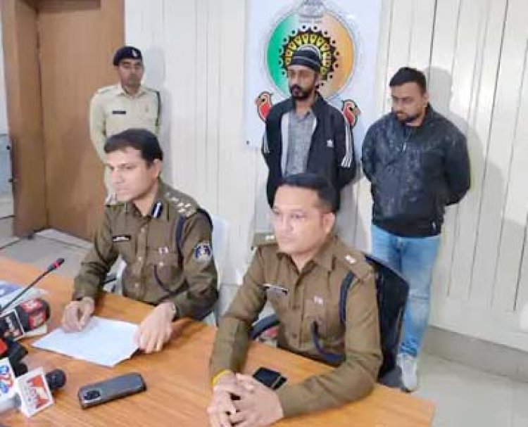 रायपुर बुक ऑनलाइन सट्टा खिला रहे 2 सटोरियों को पुलिस ने किया गिरफ्तार