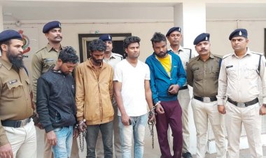 कैंसर मरीज से लूटपाट करने वाले ऑटो चालक, हेल्पर सहित चार गिरफ्तार