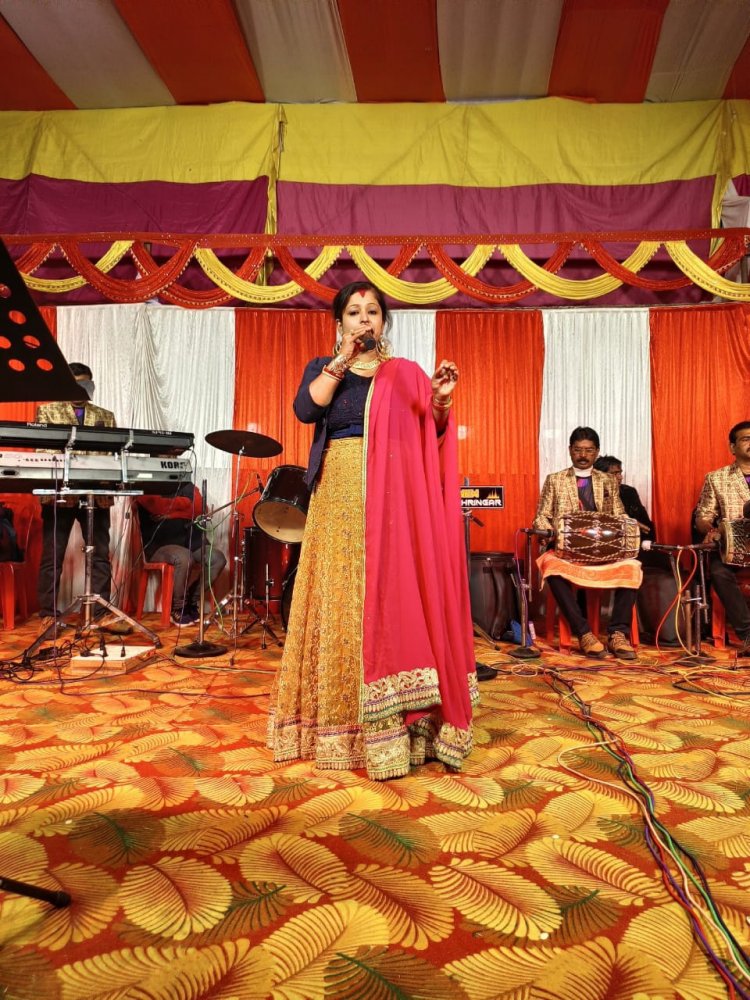 शानदार गीतों की प्रस्तुतियों से JMC आर्केस्ट्रा बैंड ने बांधा समां