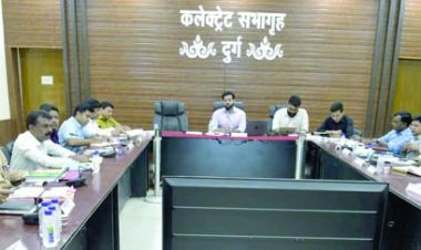 धमधा  के 4 पटवारी तथा पाटन के 2 पटवारी  और एक आर.आई पर होगी निलंबन की कार्रवाई