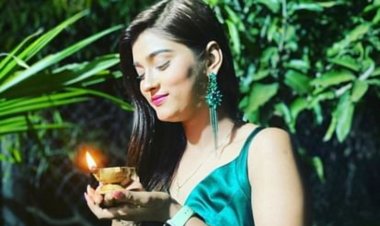 अभिनेत्री आकांक्षा दुबे ने किया सुसाइड, फंदे में लटकी मिली लाश