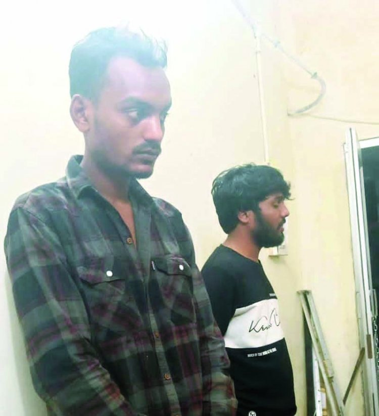 पुलिस को मिली बड़ी सफलता, रात्रि गस्त के दौरान महादेव ऑनलाइन सट्टा से जुड़े दो युवक पकड़ा गया, एक फरार