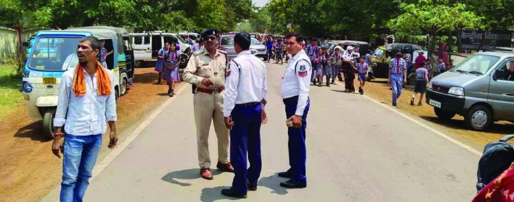 स्कूली ऑटो का चेकिंग अभियान, 67 वाहनों में खामी पाए जाने पर वसूला गया जुर्माना