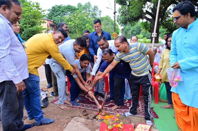 सेक्टर 8 में बनेगा सर्व सुविधा युक्त बैडमिंटन कोर्ट