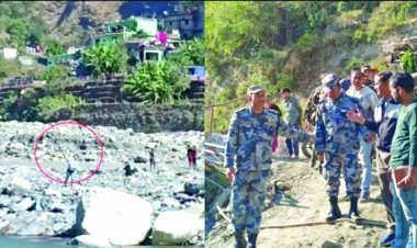 नेपालियों ने भारतीय मजदूरों पर की  पत्थरबाजी