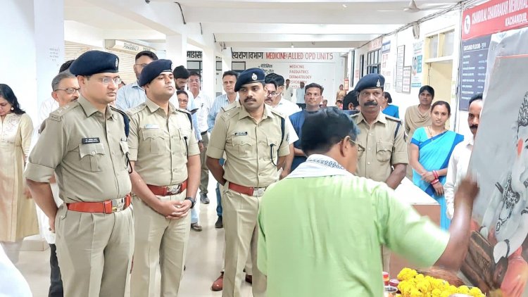 चंदूलाल चंद्राकर मेडिकल कॉलेज कचांदुर में पुलिस सहायता केंद्र उद्घाटित