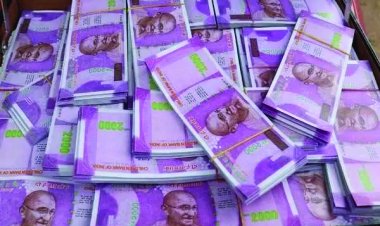 चोरी की जांच करने गए पुलिस को व्यापारी के घर पर मिला 2.76 करोड़ कैश