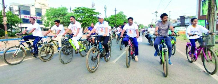 स्वास्थ्य और पर्यावरण दुरूस्त रखने जरूर चलाएं साइकिल-ताम्रध्वज साहू