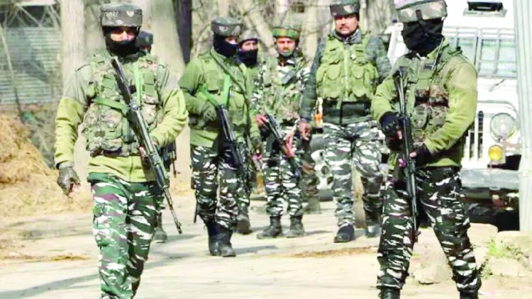 सेना ने जम्मू-कश्मीर में 4 आतंकवादियों को मार गिराया