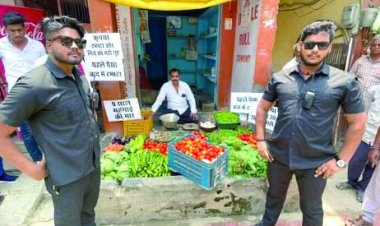 टमाटर के लिए बाउंसर लगाने वाले सब्जी विक्रेता हिरासत में, सपा नेता फरार