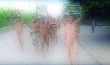 अभी-अभी रायपुर की सड़क पर विरोध स्वरूप नग्न होकर दौड़ पड़े कई युवा