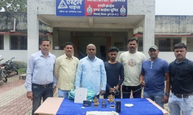 चोरी के 2 मामलों का खुलासा, 2 आरोपियों से नगदी समेत 5 लाख का सामान जब्त