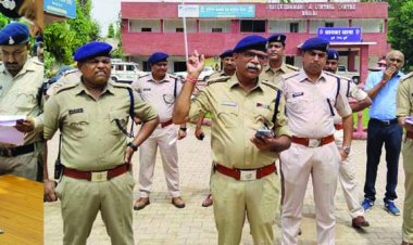 दुर्ग जिले में शांति बनाए रखने गुंडे बदमाशों की हाजिरी