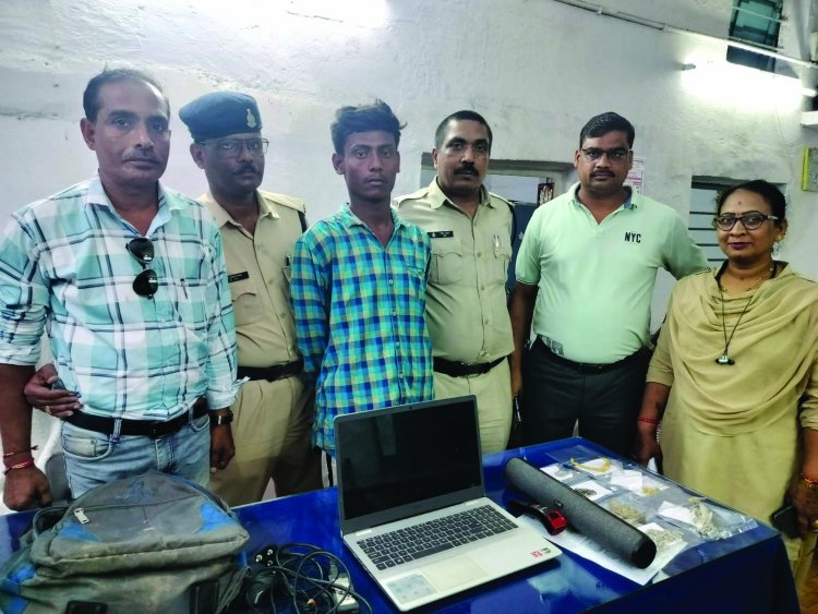 सोने-चांदी के जेवरात सहित 3 लाख रुपए के सामान चुराने वाले दो चोर गिरफ्तार