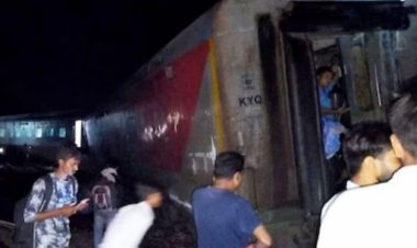 एक्सप्रेस की 21 बोगियां पटरी से उतरीं, कम से कम 4 यात्रियों की मौत, 80 घायल