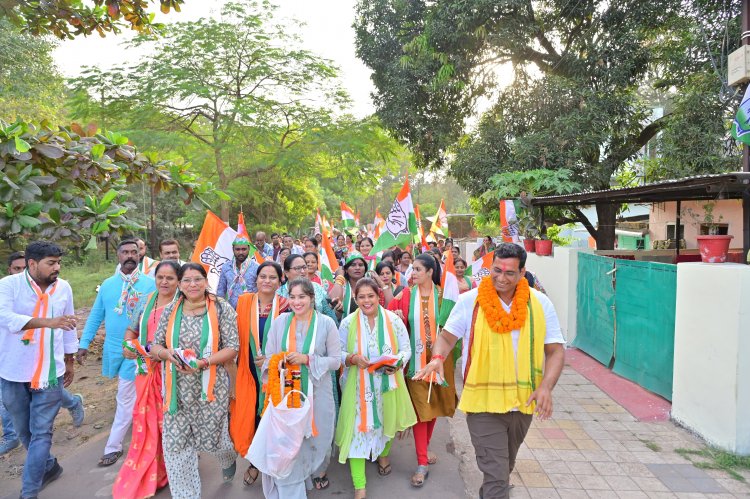 विधायक देवेंद्र यादव की निकाली विश्वास यात्रा 