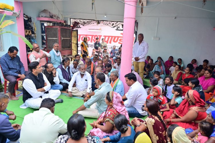 बालाजी नगर, दुर्गा मंदिर वार्ड और छावनी क्षेत्र के लोगों से मिले ​विधायक देवेंद्र यादव, मतदाताओं का जताया आभार