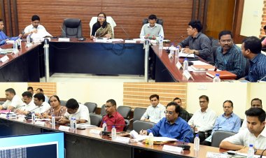 निर्माण कार्यो में लापरवाही बरतने वाले एजेंसी एवं ठेकेदार पर करें कड़ी कार्रवाई -कलेक्टर