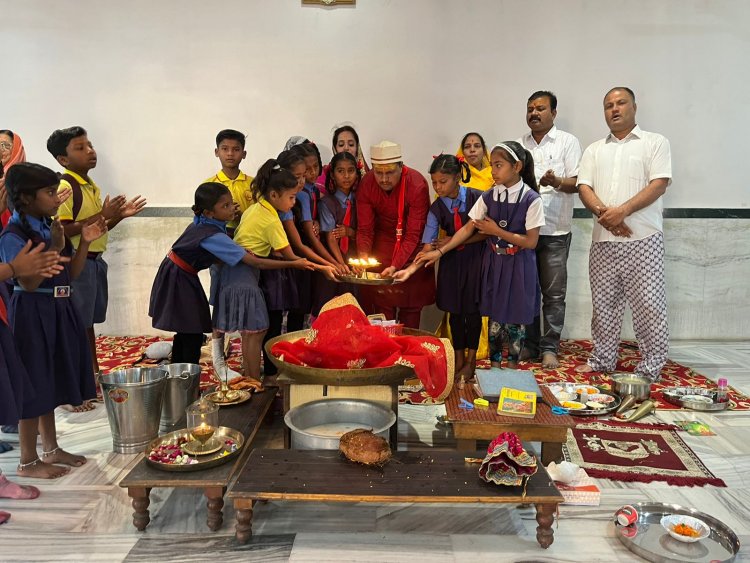 श्री सत्तीचौरा माँ दुर्गा मंदिर में की गई विशेष पूजा अर्चना