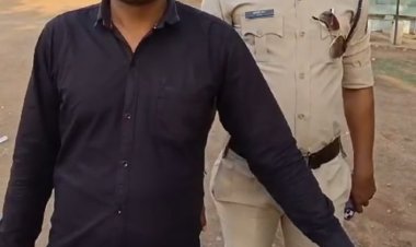 ऋण पुस्तिका में फर्जीवाड़ा और दुर्ग न्यायालय के मुहर का दुरूपयोग करने वाला आरोपी पुलिस की गिरफ्त में