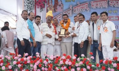 दुर्ग लोकसभा कांग्रेस प्रत्याशी राजेन्द्र साहू ने कार्यकर्ताओं में भरा जोश