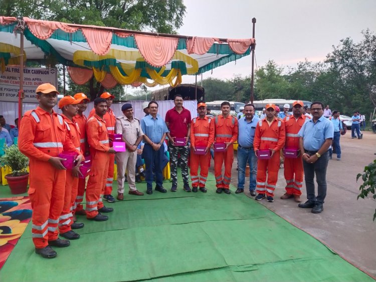 जागरूकता से ही दुर्घटना पर काबू पाया जा सकता है-मुकुल श्रीवास्तव