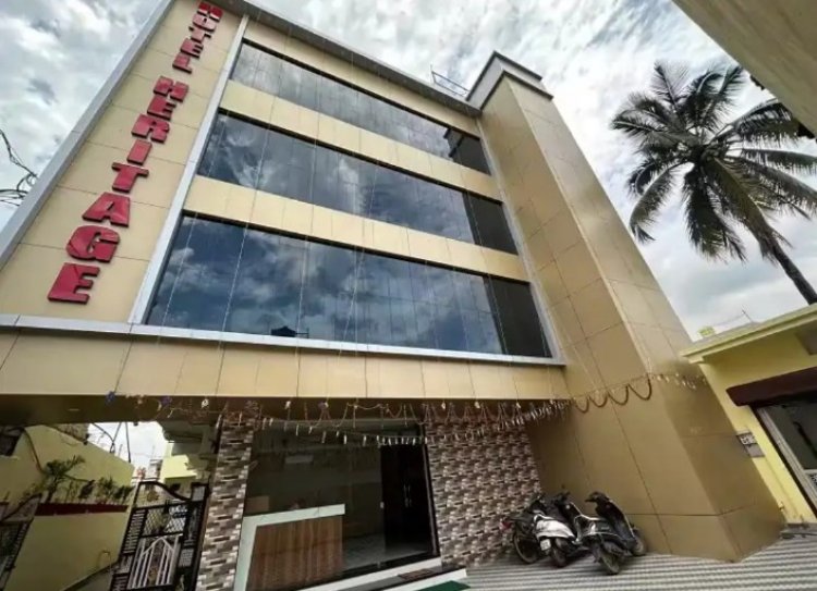 भिलाई के इस होटल में पुलिस ने मारा छापा, महादेव सट्टा खिलाते 7 गिरफ्तार, होटल मालिक और मैनेजर भी संदेह के घेरे में