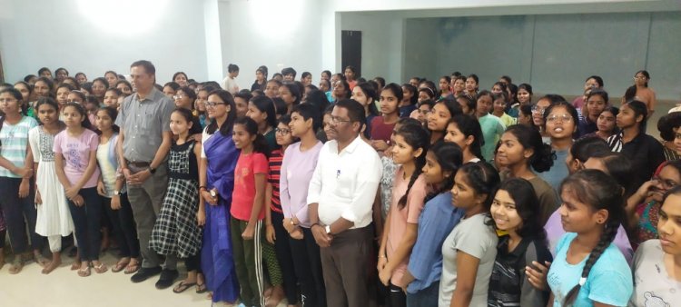 प्रयास आवासीय विद्याालय के 18 विद्यार्थी आई.आई.टी. जे.ई.ई. एडवांस में किया क्वालीफाईड, कलेक्टर ने दी बधाई