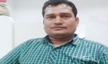 महादेव ऑनलाइन सट्टा: ACB-EOW ने छत्तीसगढ़ में 29 ठिकानों पर छापा मारा, हवलदार का घर सील, कॉन्स्टेबल अर्जुन सिंह यादव गिरफ्तार