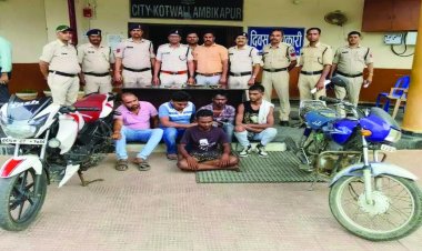 चोरी की जेवरातों को गिरवी रख आपस में बाँटने वाले 5 चोर गिरफ्तार