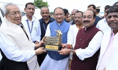 छत्तीसगढ़ के लोगों का मुझे बहुत स्नेह मिला - विश्वभूषण हरिचंदन