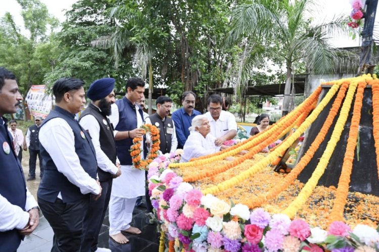 कारगिल शहीद कौशल यादव को दी गई श्रद्धांजलि