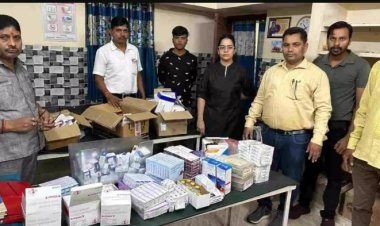 झोलाछाप डॉक्टरों के क्लीनिकों में कार्रवाई, 1.50 लाख रुपए का दवा जब्त