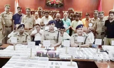 जाली नोटों के अंतरराष्ट्रीय गिरोह का भंडाफोड़, 5.62 लाख रुपये के जाली नोट बरामद, नेता सहित 10 पुलिस गिरफ्त में 