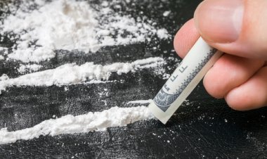 2 हजार करोड़ रुपये के 560 किलो से ज्यादा की कोकीन बरामद, 4 तस्कर पुलिस गिरफ्त में 