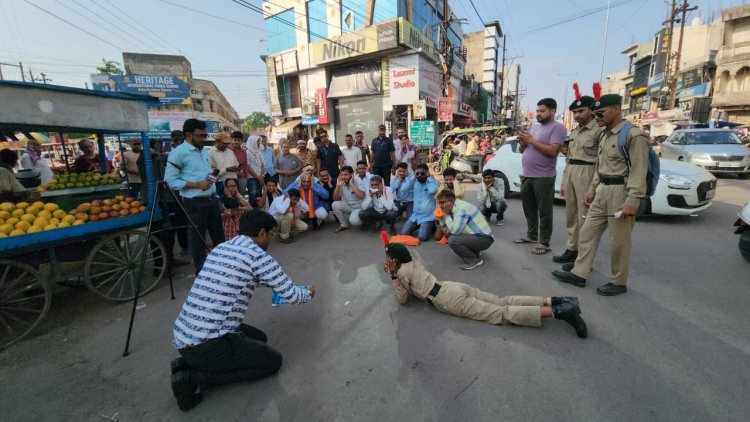 सिविल डिफेंस वॉक मॉक ड्रिल अभ्यास में दुर्ग ग्रामीण विधायक ललित चंद्राकर भी हुए शामिल
