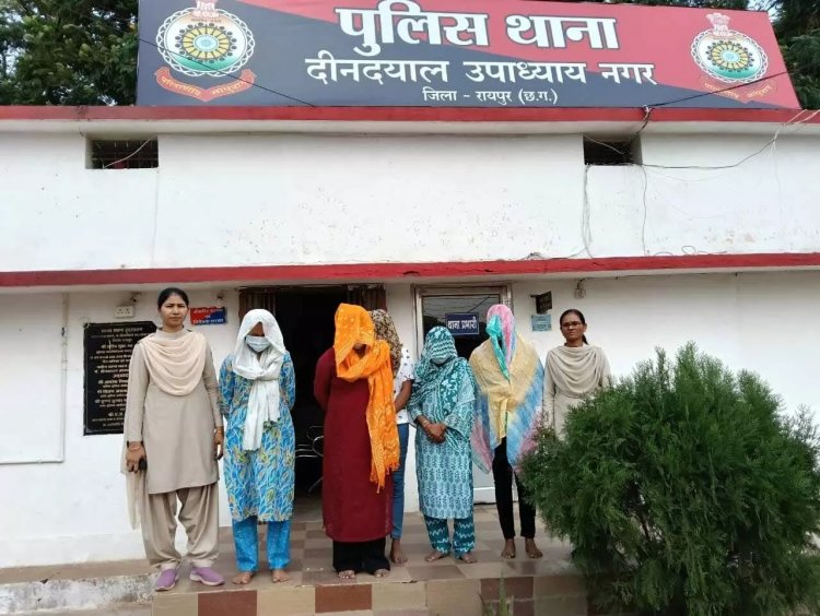 सेक्स रैकेट तक पहुंची महादेव घाट मारपीट का मामला, 5 युवती गिरफ्तार